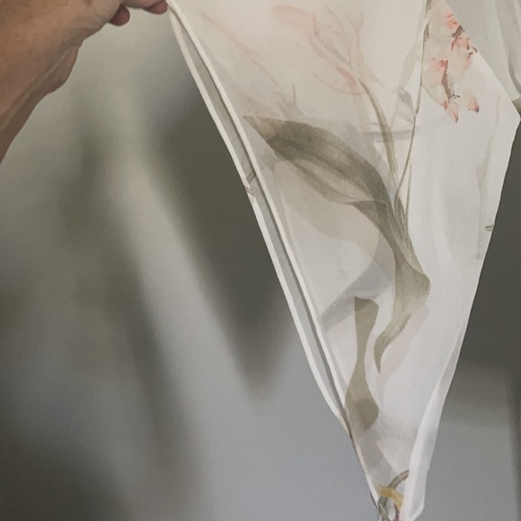 Top - Picture 3 of 3